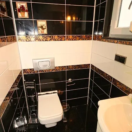 Luxus Pool Kestel * 알란야
